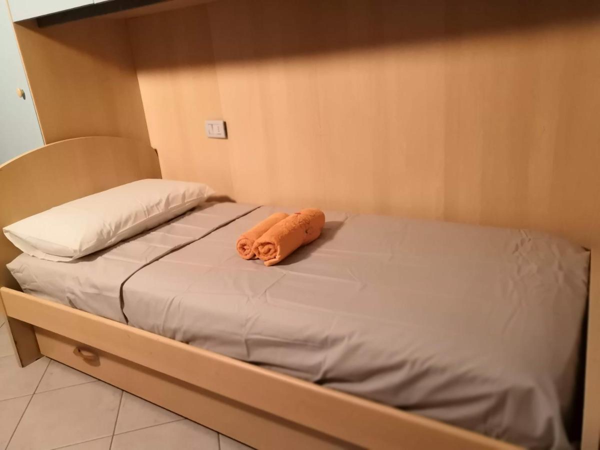 Sal Service - Beach Residence Santa Maria Bagian luar foto