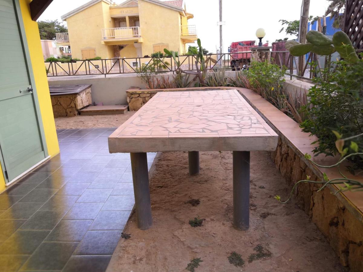 Sal Service - Beach Residence Santa Maria Bagian luar foto