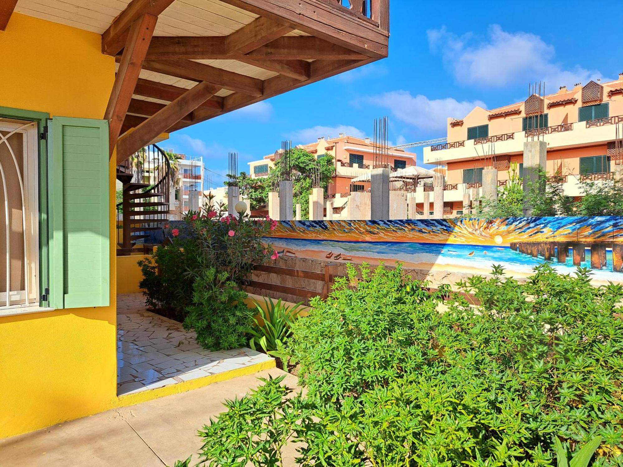 Sal Service - Beach Residence Santa Maria Bagian luar foto